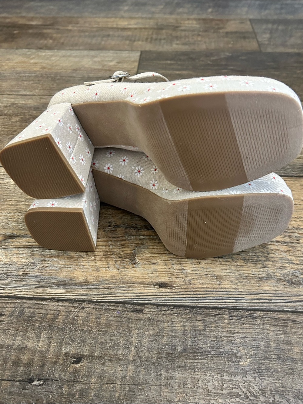 Madden Girl Beige Floral Mary Jane Block Heels - Picture 3 of 4